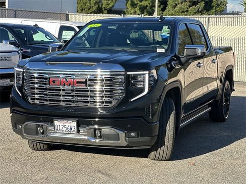 Used 2024 GMC Sierra 1500 Denali w/ Denali Reserve Package image 8