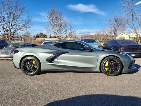 Used 2023 Chevrolet Corvette Stingray w/ Z51 Performance Package image 3