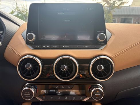 New 2025 Nissan Sentra SV w/ SV Premium Package image 17