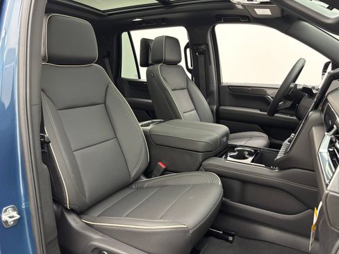 New 2026 GMC Yukon Elevation w/ Elevation Premium Package AWD/4WD image 41