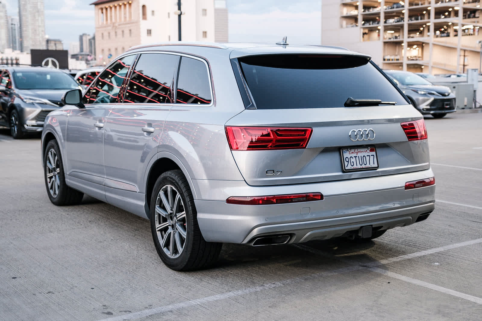 Used 2019 Audi Q7 2.0T Premium w/ Convenience Package AWD/4WD image 6
