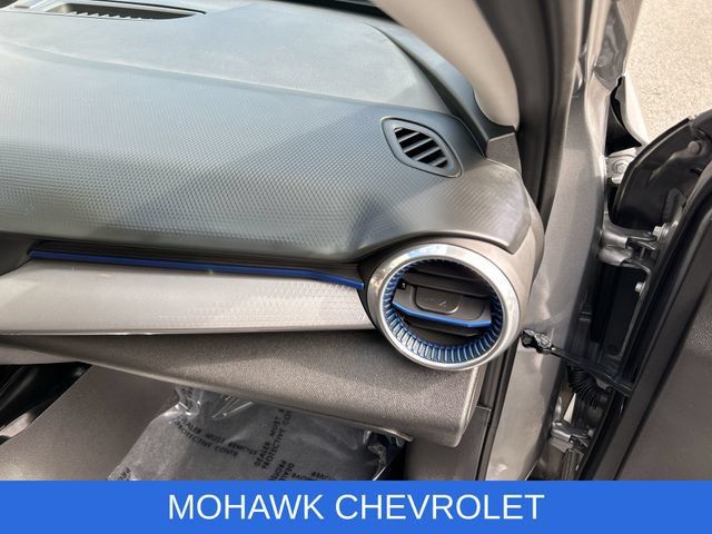 Used 2024 Chevrolet Trax LT w/ Driver Confidence Package FWD image 28