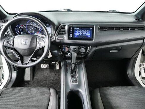 Used 2020 Honda HR-V Sport image 26