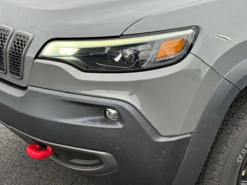 Used 2022 Jeep Cherokee Trailhawk w/ Sun, Sound & Nav Group image 12