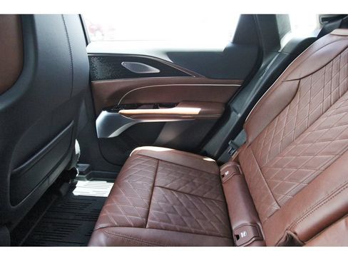 New 2027 Cadillac Lyriq Signature Sport w/ Nappa Leather Package AWD/4WD image 11