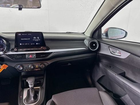 Certified 2023 Kia Forte LXS image 21