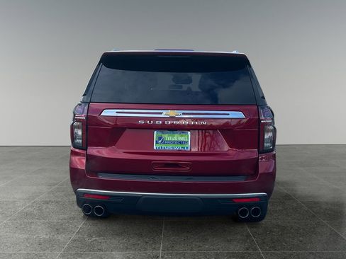 Used 2023 Chevrolet Suburban High Country image 6