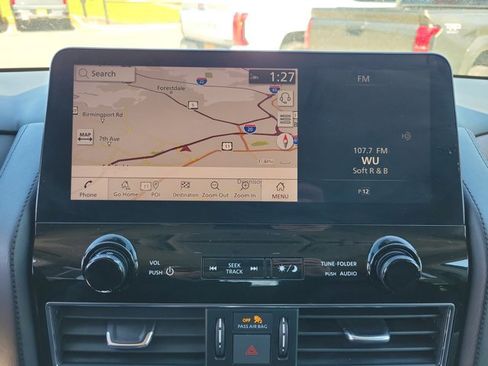 Used 2023 Nissan Armada SL image 19