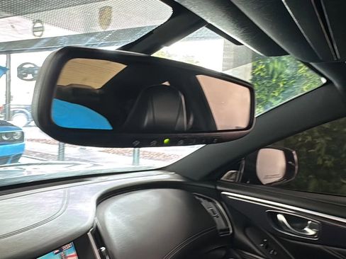 Used 2017 INFINITI Q60 Red Sport 400 AWD/4WD image 18