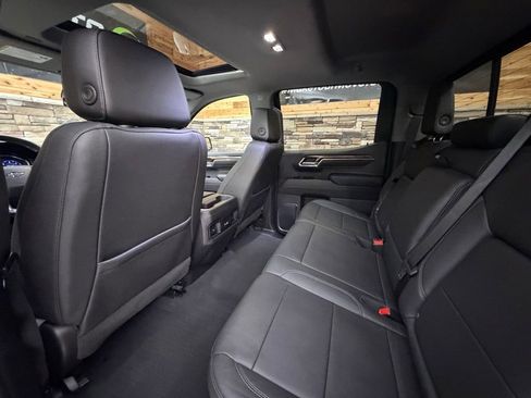 Used 2023 Chevrolet Silverado 1500 RST w/ Convenience Package II AWD/4WD image 20