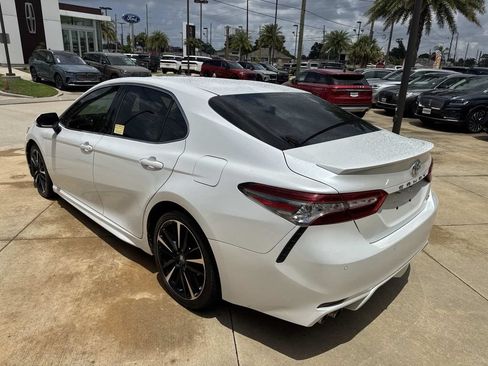 Used 2018 Toyota Camry XSE FWD image 6