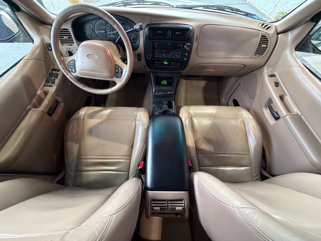 Used 2000 Ford Explorer Eddie Bauer AWD/4WD image 20