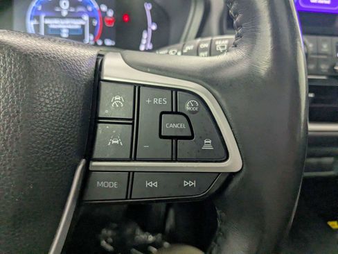Used 2024 Toyota Grand Highlander FWD image 19