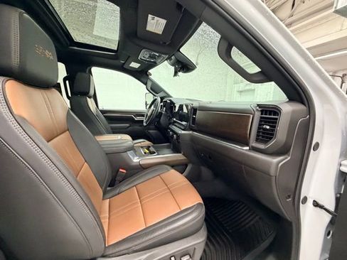 Certified 2025 Chevrolet Silverado 2500 High Country w/ Technology Package image 31