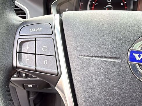 Used 2017 Volvo XC60 T5 Dynamic w/ Preferred Option Package FWD image 30