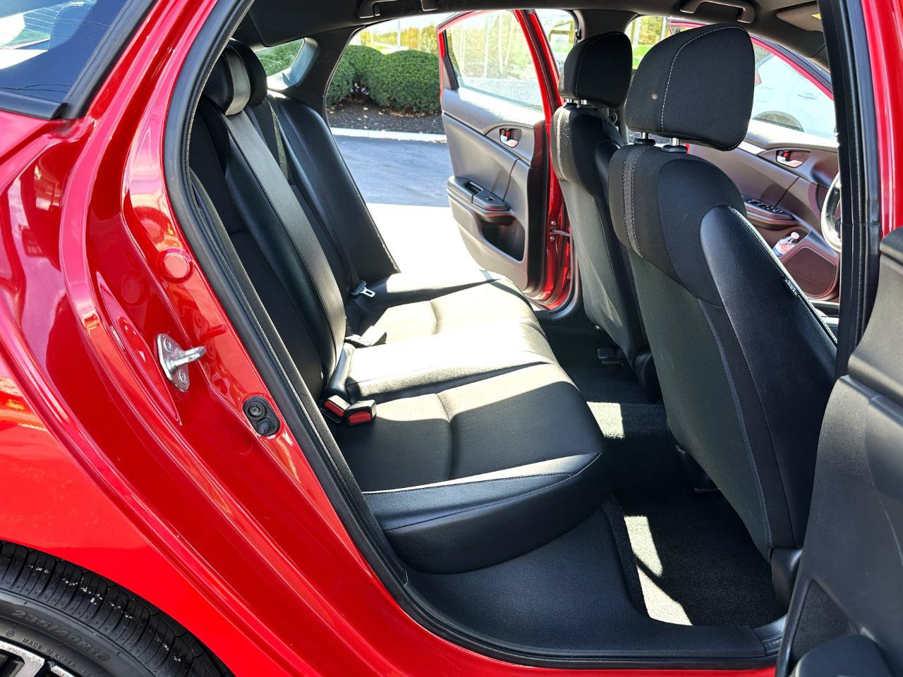 Used 2020 Honda Civic Sport image 34