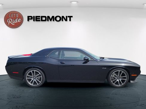 Used 2023 Dodge Challenger R/T w/ Plus Package RWD image 4
