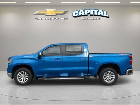 Used 2023 Chevrolet Silverado 1500 LT AWD/4WD image 2