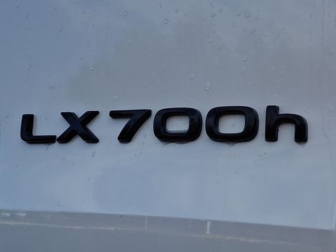 New 2025 Lexus LX 700h F Sport image 16