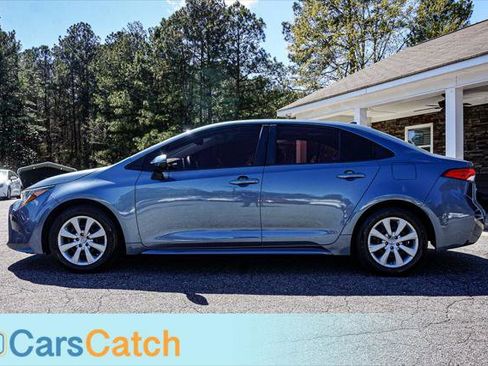 Used 2021 Toyota Corolla LE image 8