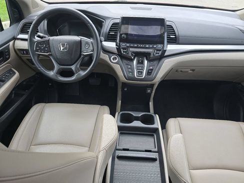 Used 2024 Honda Odyssey EX-L image 19