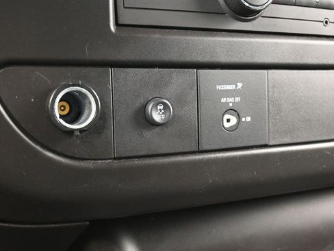 Used 2024 Chevrolet Express 2500 w/ Driver Convenience Package image 21