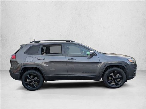 Certified 2020 Jeep Cherokee Altitude image 4