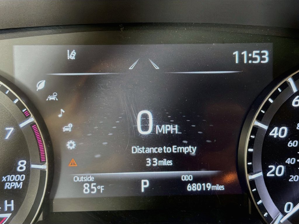 Used 2021 Toyota Highlander XLE AWD/4WD image 12