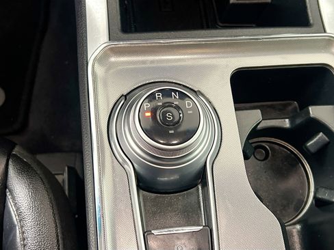 Used 2023 Ford Edge Titanium image 25