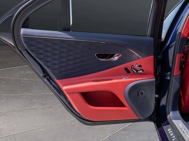 Used 2020 Bentley Flying Spur W12 AWD/4WD image 30
