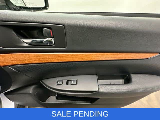 Used 2013 Subaru Outback 2.5i Limited AWD/4WD image 21
