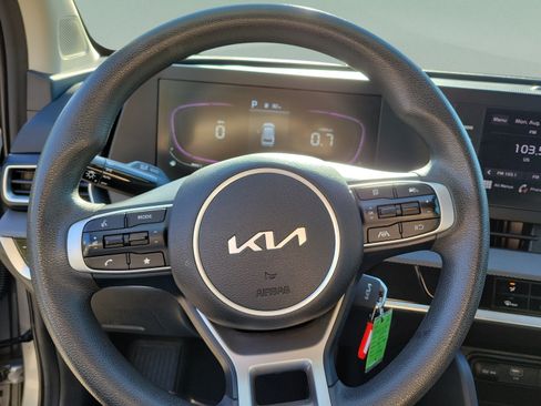 Certified 2024 Kia Sportage LX FWD image 17
