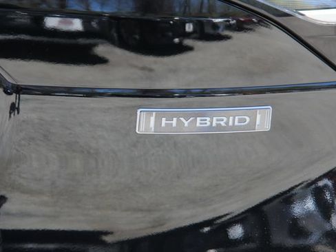 Certified 2025 Subaru Forester Limited AWD/4WD image 10