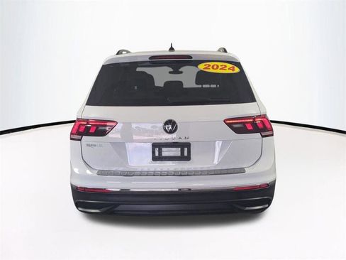 Used 2024 Volkswagen Tiguan S FWD image 6
