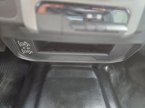 Used 2024 RAM 2500 Tradesman AWD/4WD image 22