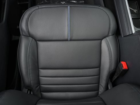 New 2026 Ford F350 Platinum image 41