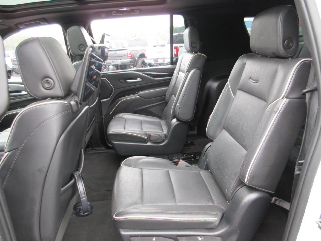 Used 2023 Cadillac Escalade ESV Sport w/ LPO, ONYX Package AWD/4WD image 25