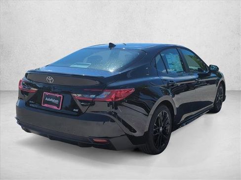 New 2026 Toyota Camry SE image 5