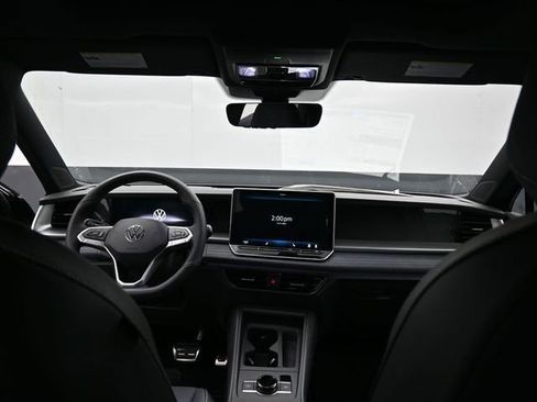 New 2026 Volkswagen Tiguan SE R-Line AWD/4WD image 10