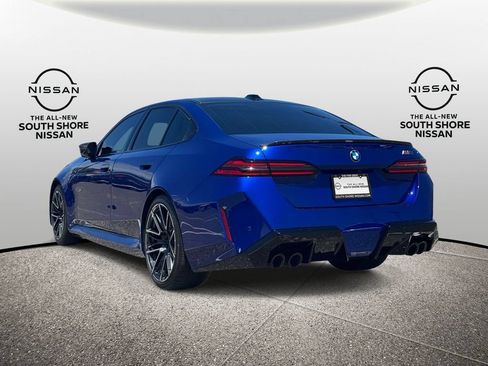 Used 2025 BMW M5 w/ Carbon Package AWD/4WD image 7