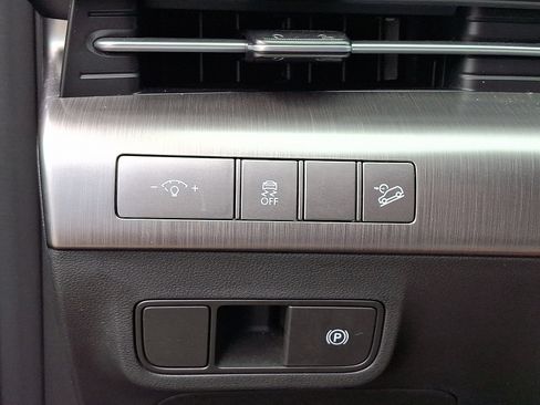 Used 2024 Hyundai Kona SEL image 25