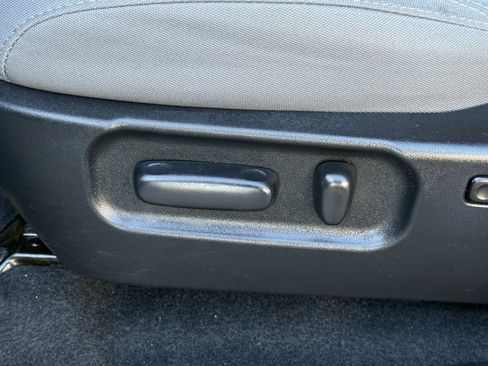 Certified 2021 Toyota Tacoma TRD Sport image 19