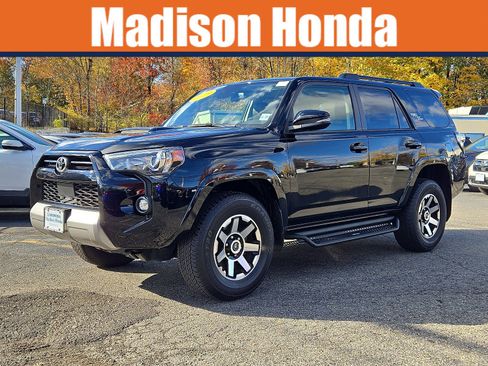Used 2023 Toyota 4Runner TRD Off-Road Premium image 1
