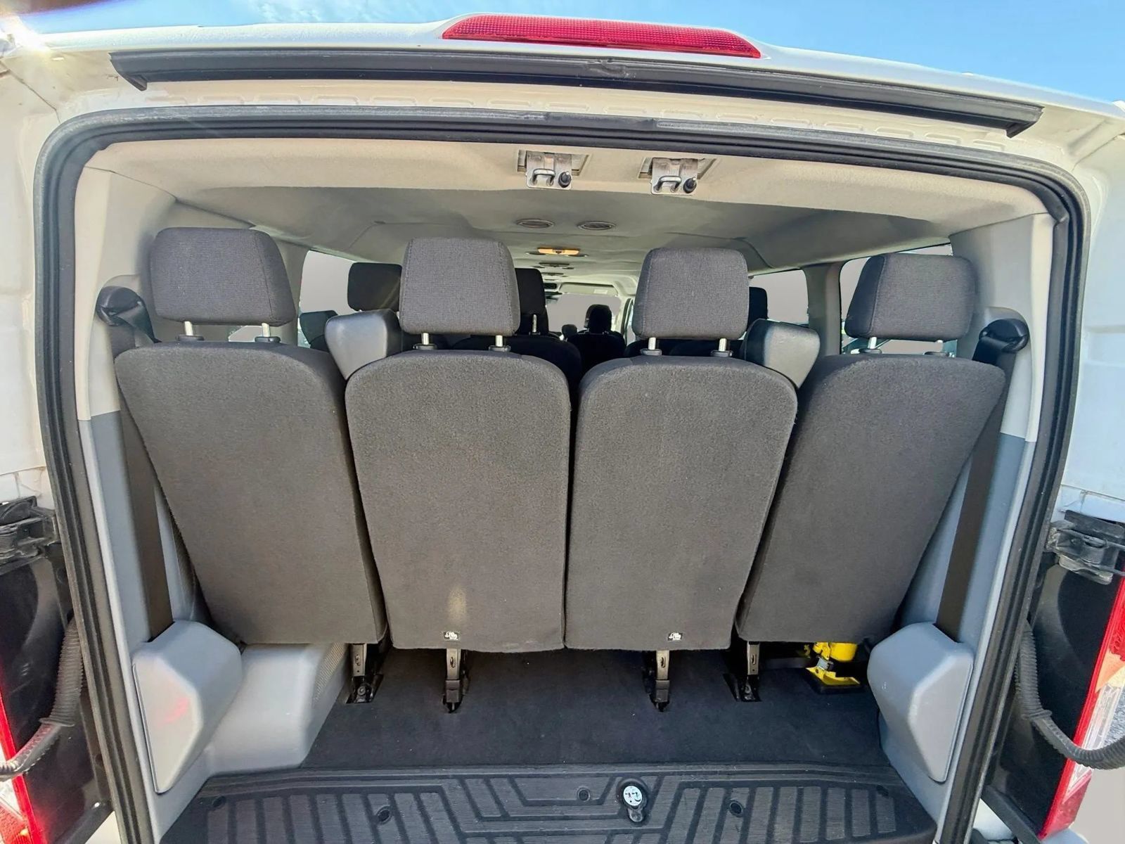 Used 2018 Ford Transit 350 XL RWD image 9
