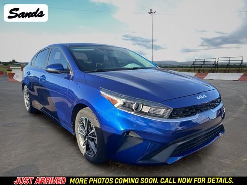 Certified 2023 Kia Forte LXS w/ LXS Technology Package FWD image 1