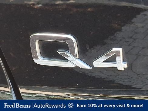 Used 2022 Audi Q4 e-tron Premium Plus w/ Premium Plus AWD/4WD image 38