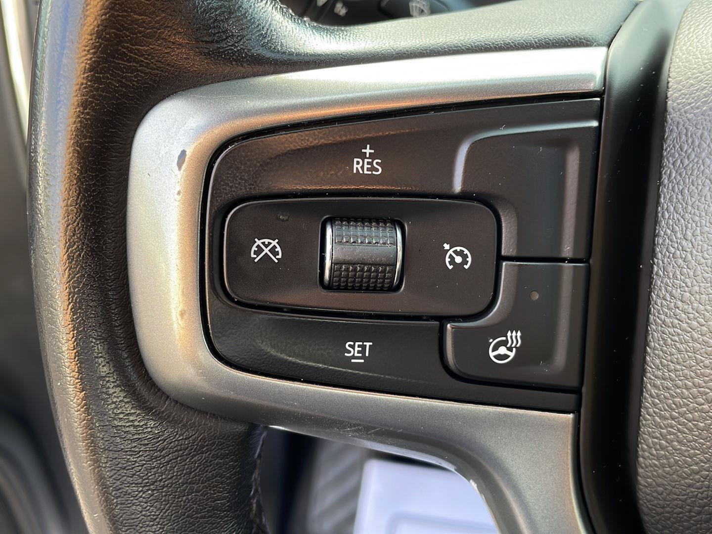 Used 2020 Chevrolet Silverado 1500 RST w/ All-Star Edition AWD/4WD image 15
