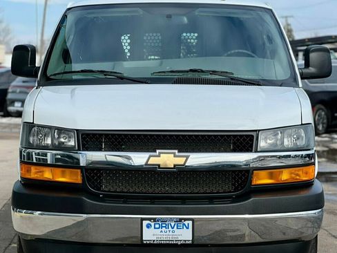 Used 2024 Chevrolet Express 2500 w/ Driver Convenience Package image 6