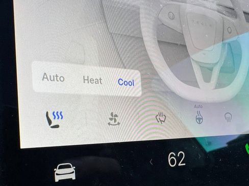Used 2026 Tesla Model Y AWD image 21