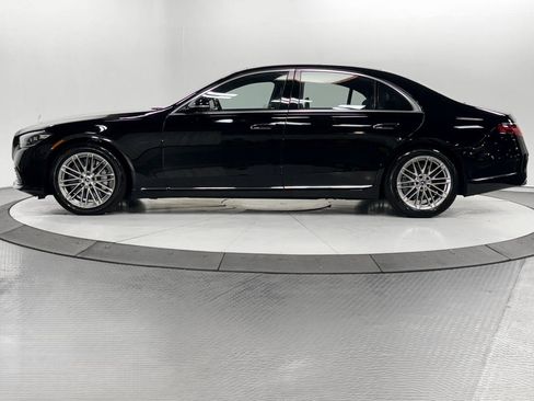 Used 2023 Mercedes-Benz S 580 4MATIC Sedan image 4